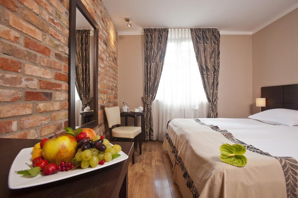 Hotel Bonum Old Town Gdansk Oda fotoğraf